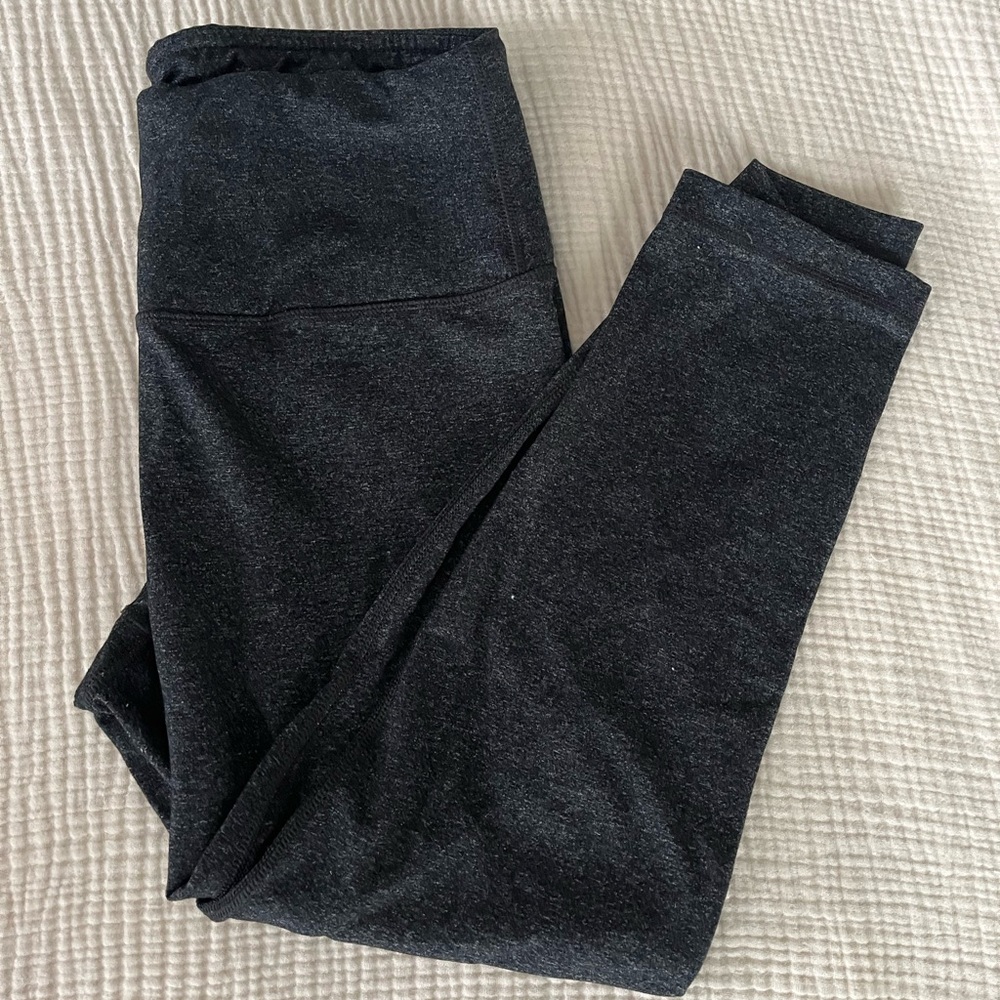 90 Degree Flex capri workout leggings (L)